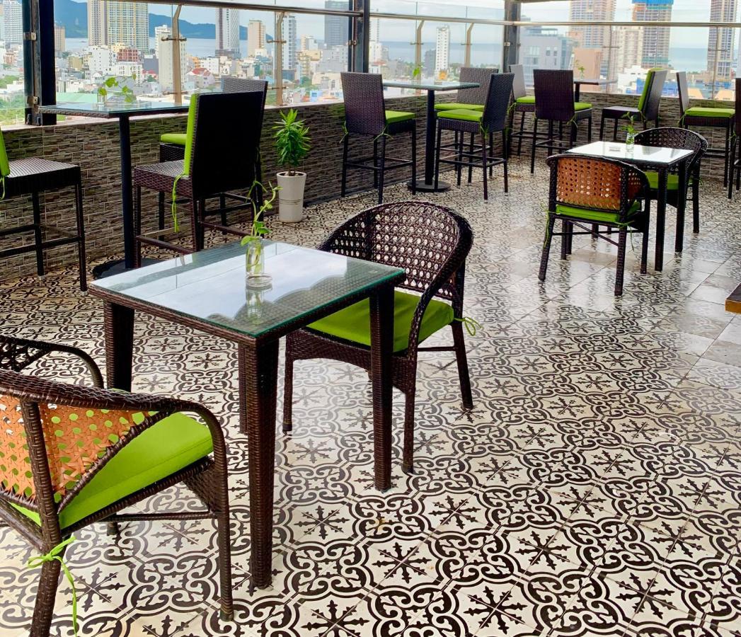 Roliva Hotel & Apartment Danang Екстериор снимка