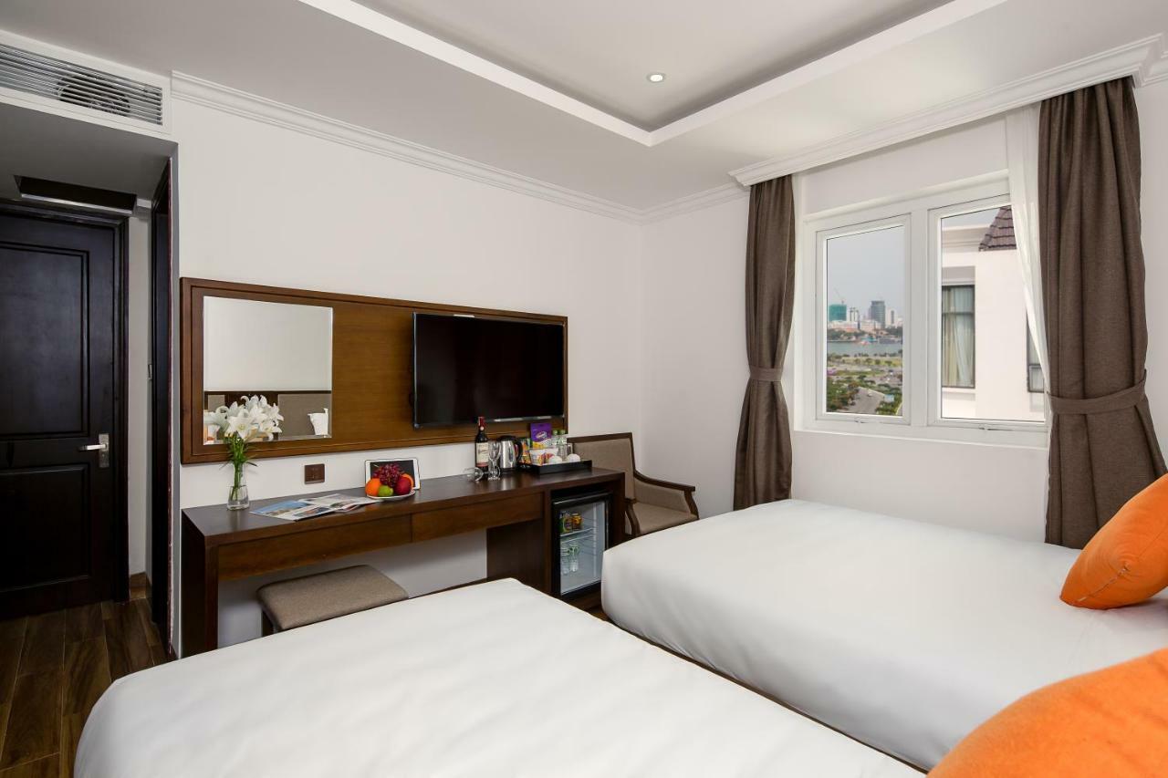 Roliva Hotel & Apartment Danang Стая снимка