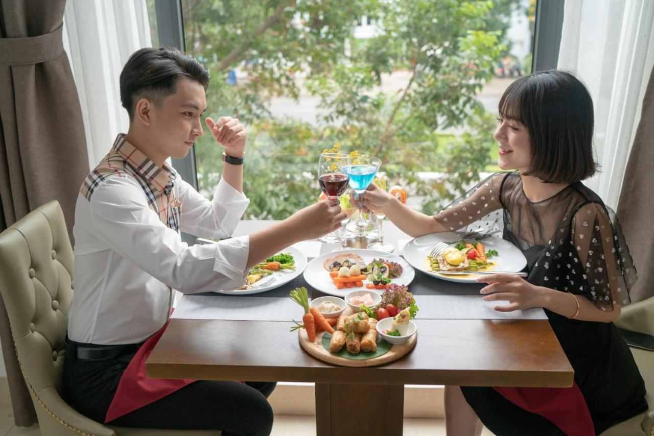 Roliva Hotel & Apartment Danang Екстериор снимка
